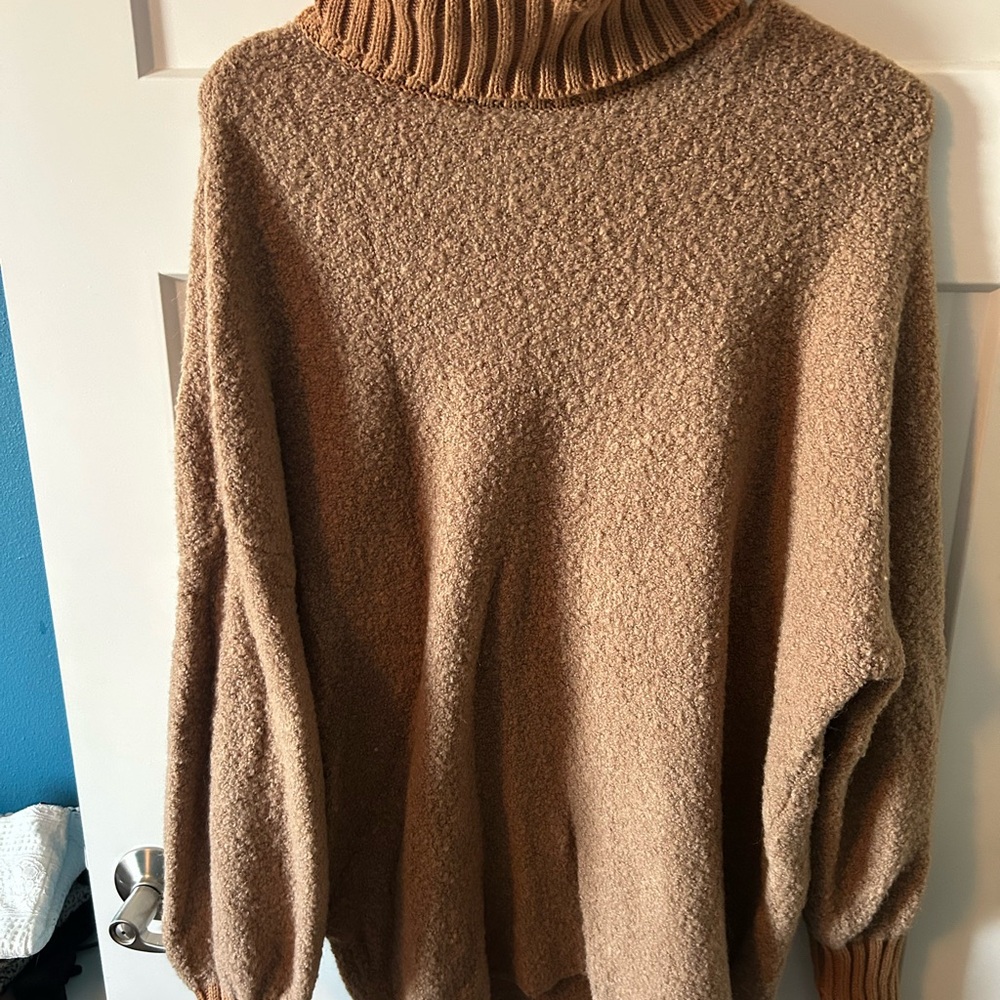Offline by Aerie - soft oversized turtleneck- size XS